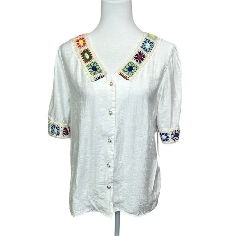 Colorful Crochet Accents With Pearl Buttons